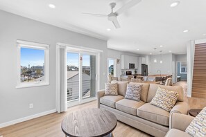 Studio (4 Bedrooms) | Équipement de l’hébergement