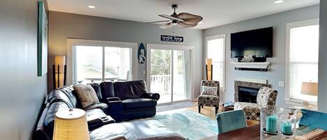 Studio (3 Bedrooms) | Property amenity