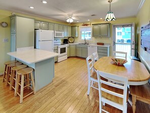 Studio (4 Bedrooms) | Property amenity - On Island Time by Topsail Realty (Holly Ridge)