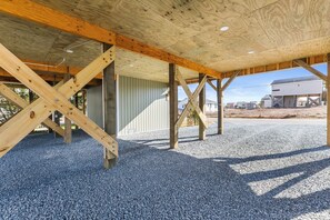 Studio (4 Bedrooms) | Property amenity