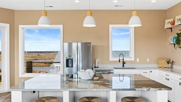 Studio (4 Bedrooms) | Property amenity
