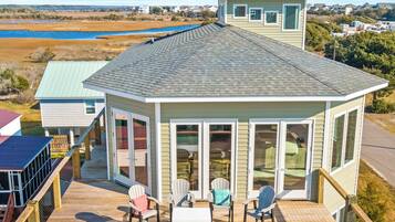 Studio (4 Bedrooms) | Property amenity