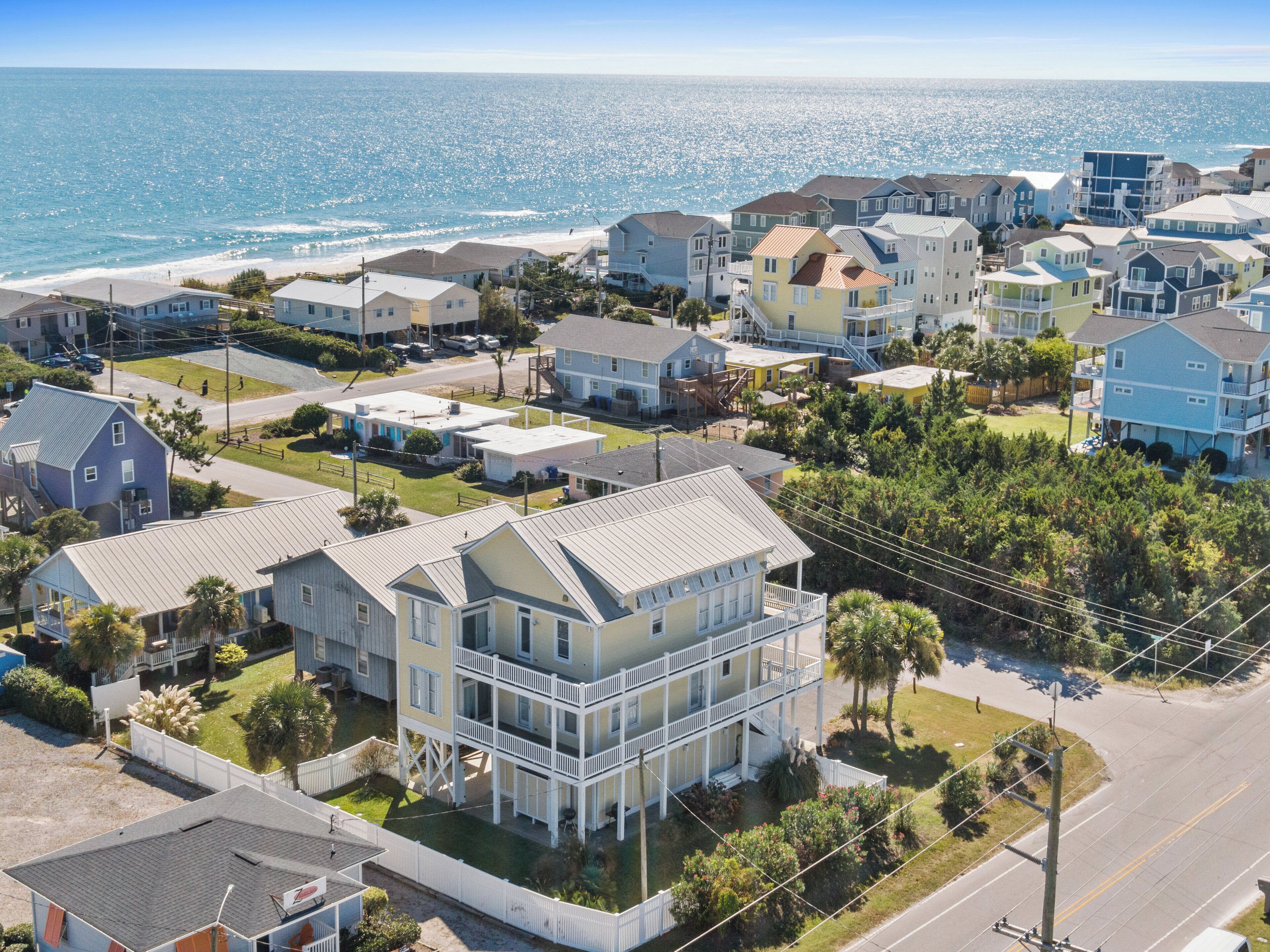 Studio (4 Bedrooms) | Front of property
