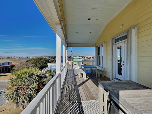 Studio (4 Bedrooms) | Property amenity