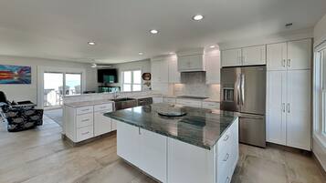 Studio (5 Bedrooms) | Property amenity