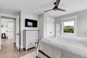 Studio (4 Bedrooms) | Property amenity - Oceanwatch Cottage by Topsail Realty (Holly Ridge)