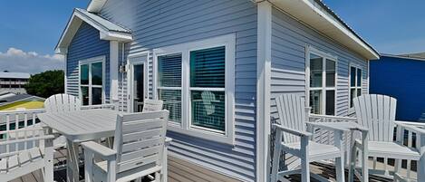 Studio (4 Bedrooms) | Property amenity