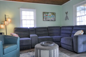 Studio (2 Bedrooms) | Property amenity - Just Sandy by Topsail Realty (Holly Ridge)