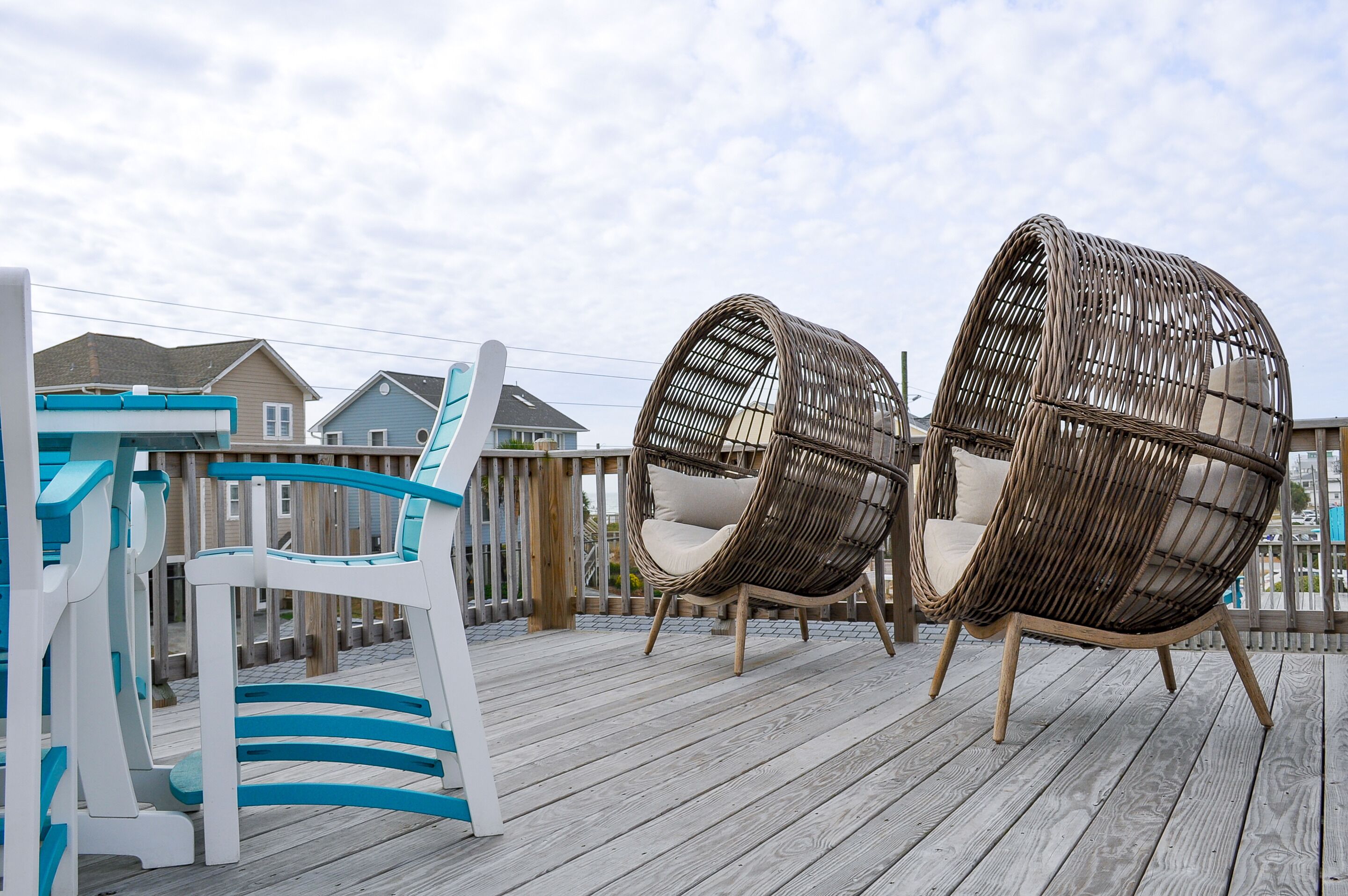 المنطقة المحيطة بالمنشأة