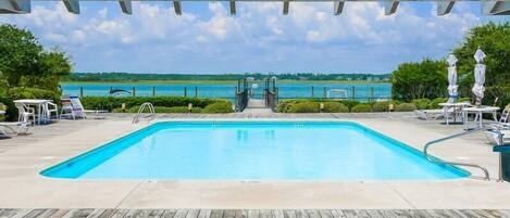 Studio (3 Bedrooms) | Property amenity