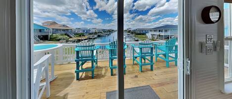 Studio (3 Bedrooms) | Property amenity