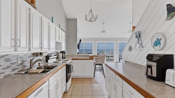 Studio (5 Bedrooms) | Fasilitas properti