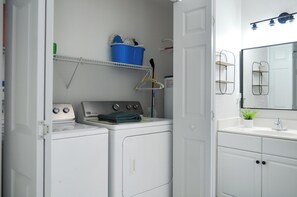 Studio (4 Bedrooms) | Property amenity - Sandy By The Sea by Topsail Realty (Sneads Ferry)