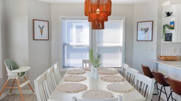Studio (4 Bedrooms) | Property amenity