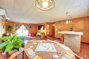Interior - Mid-Century 1950s Home W/ Carport Near Route 66 (Monett)