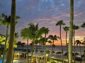 Beach - Studio Unit - DIVI Aruba Phoenix Beach Resort (Noord)
