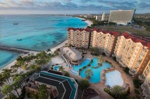 Outdoor pool - Studio Unit - DIVI Aruba Phoenix Beach Resort (Noord)