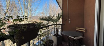 Julius Caesar Holiday House