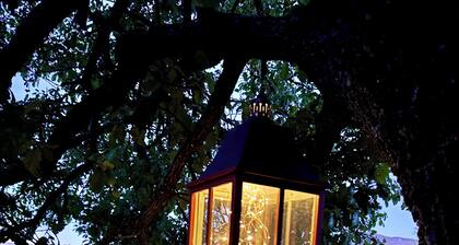 Maisonette avec jardin et vues imprenable sur l'eglise Saint Michel!