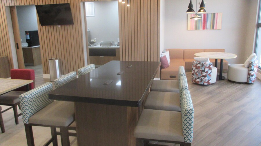 Best Western Plus Pearland/Houston Medical Center Hotel