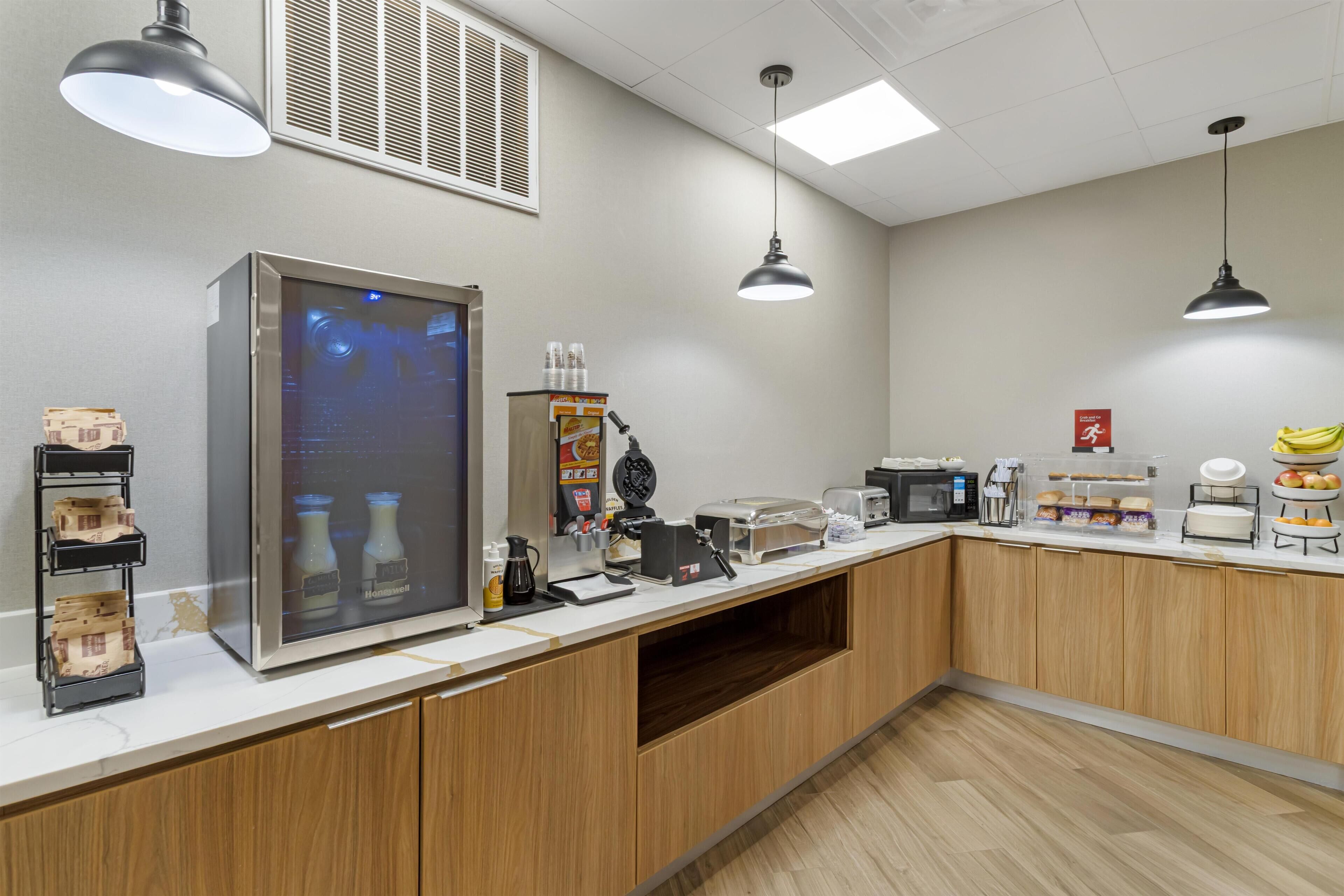 Photo - Best Western Plus Pearland/Houston Medical Center Hotel