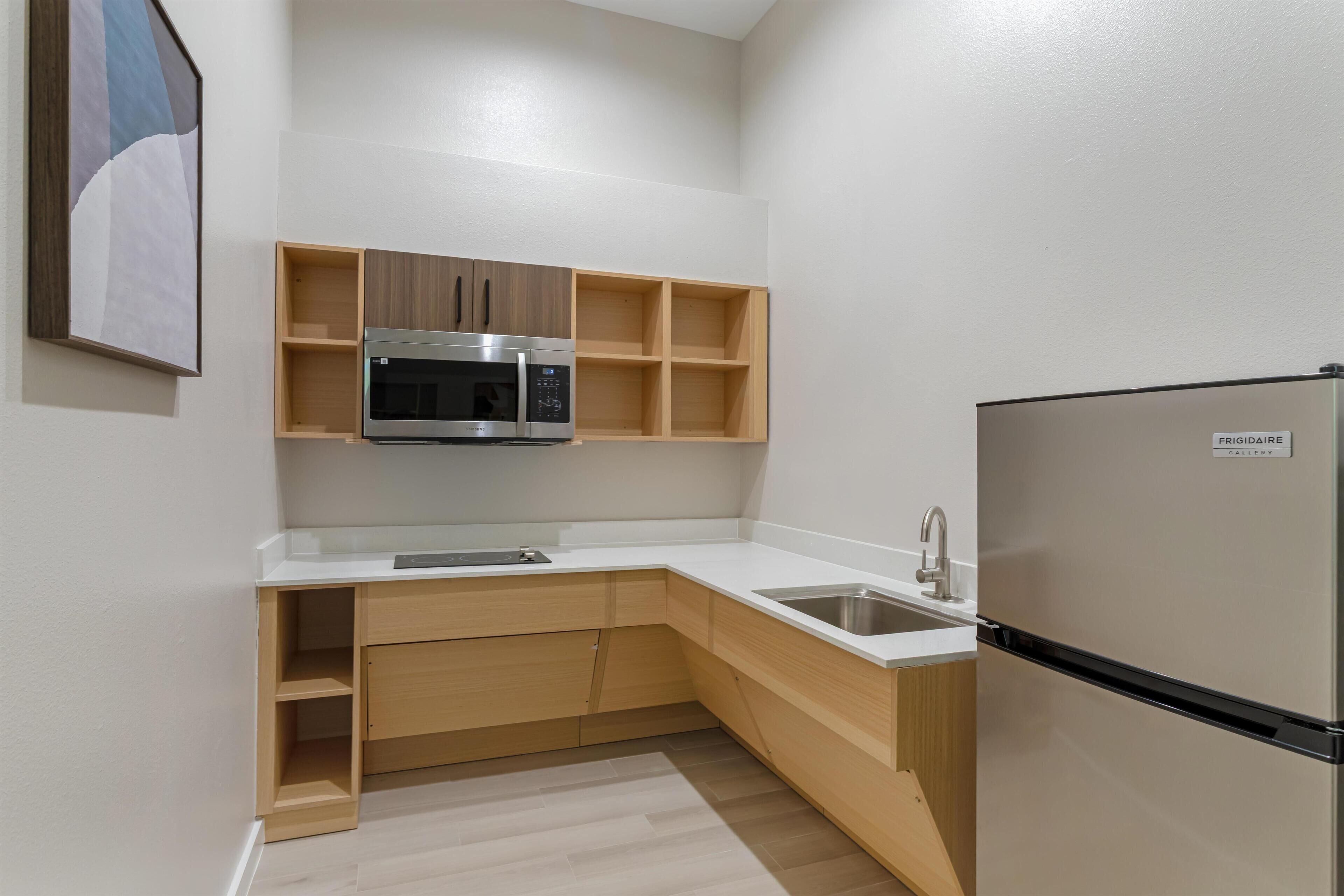 Photo - Best Western Plus Pearland/Houston Medical Center Hotel