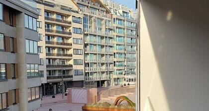 Trendy Flat in Gouden Winkeldriehoek nabij Strand