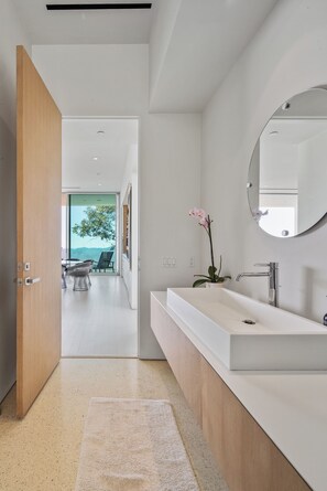 Interior - Malibu Art Haven | Pool, Hot Tub & Guest House (Malibu)