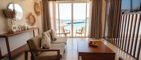 Loft, 2 Double Beds, Ocean View | Living area