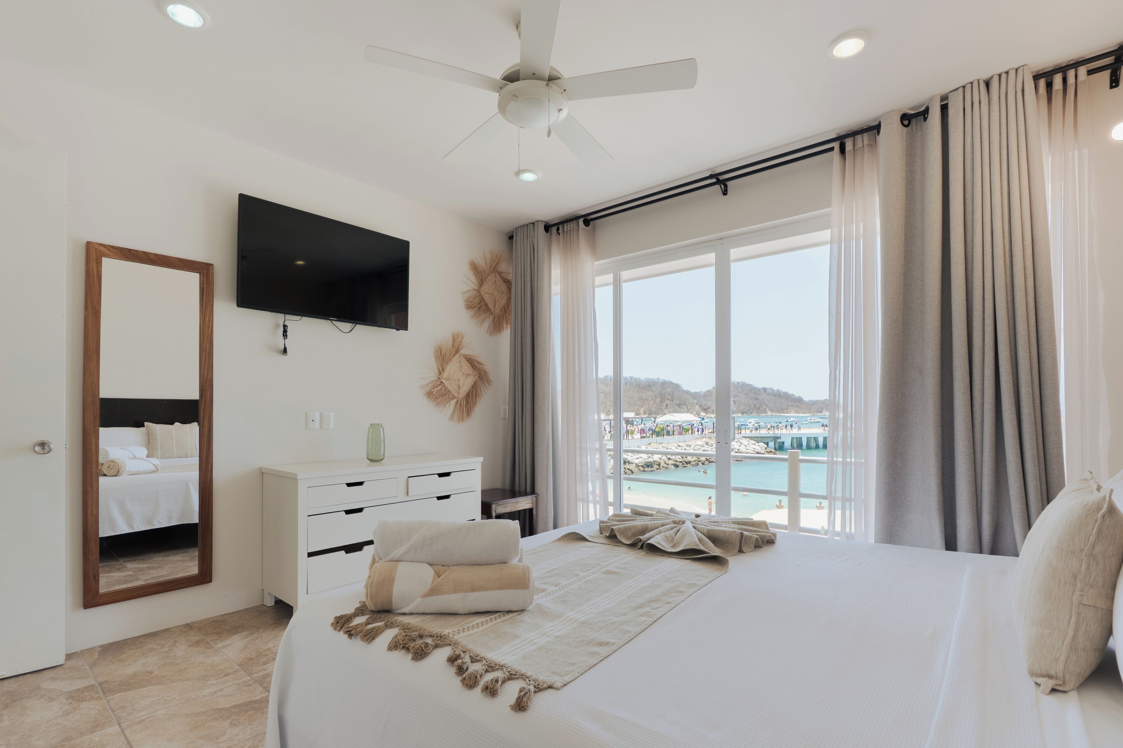 Suite, 1 King Bed, Ocean View | 1 bedroom, in-room safe, individually furnished, laptop workspace