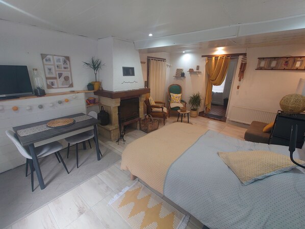Iron/ironing board, WiFi, bed sheets - Charming Family Studio at the foot of Tourmalet (Campan)