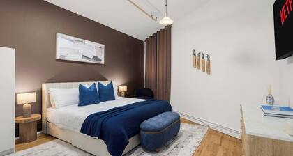 Spacious 3 Bedroom Gem in Trendy Dumbo!