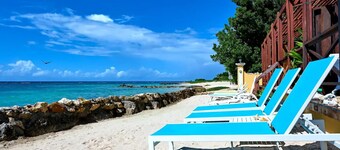 Stylish Aruba Beach Chalet w stunning ocean view