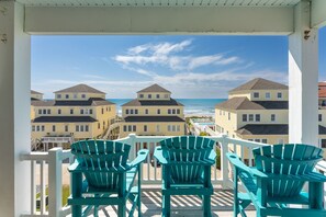 Property grounds - Luxurious Oceanfront B home w/pool, elevator, 6BR, steps to the sand and surf (North Topsail Beach)