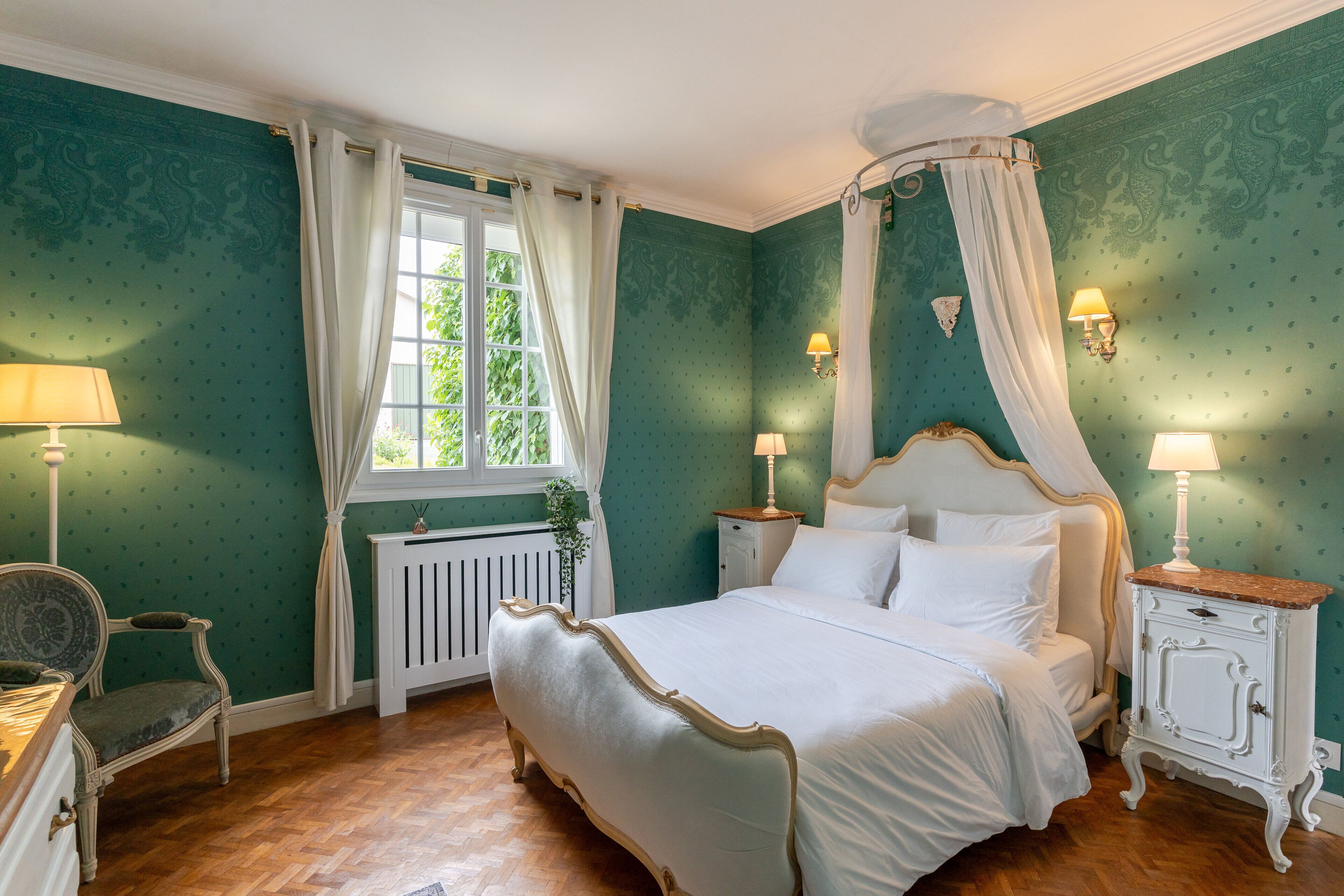 Chambre Double Confort | Coffres-forts dans les chambres, Wi-Fi gratuit