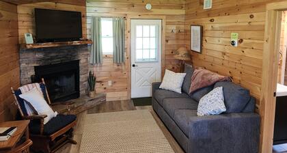 Cozy Sugar Pine Cottage