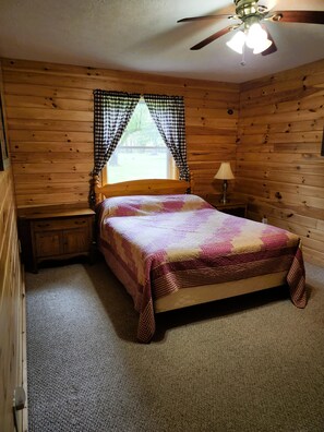 3 habitaciones y ropa de cama