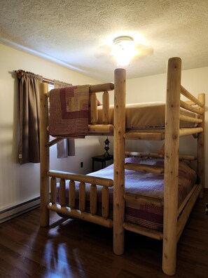 2 habitaciones y ropa de cama