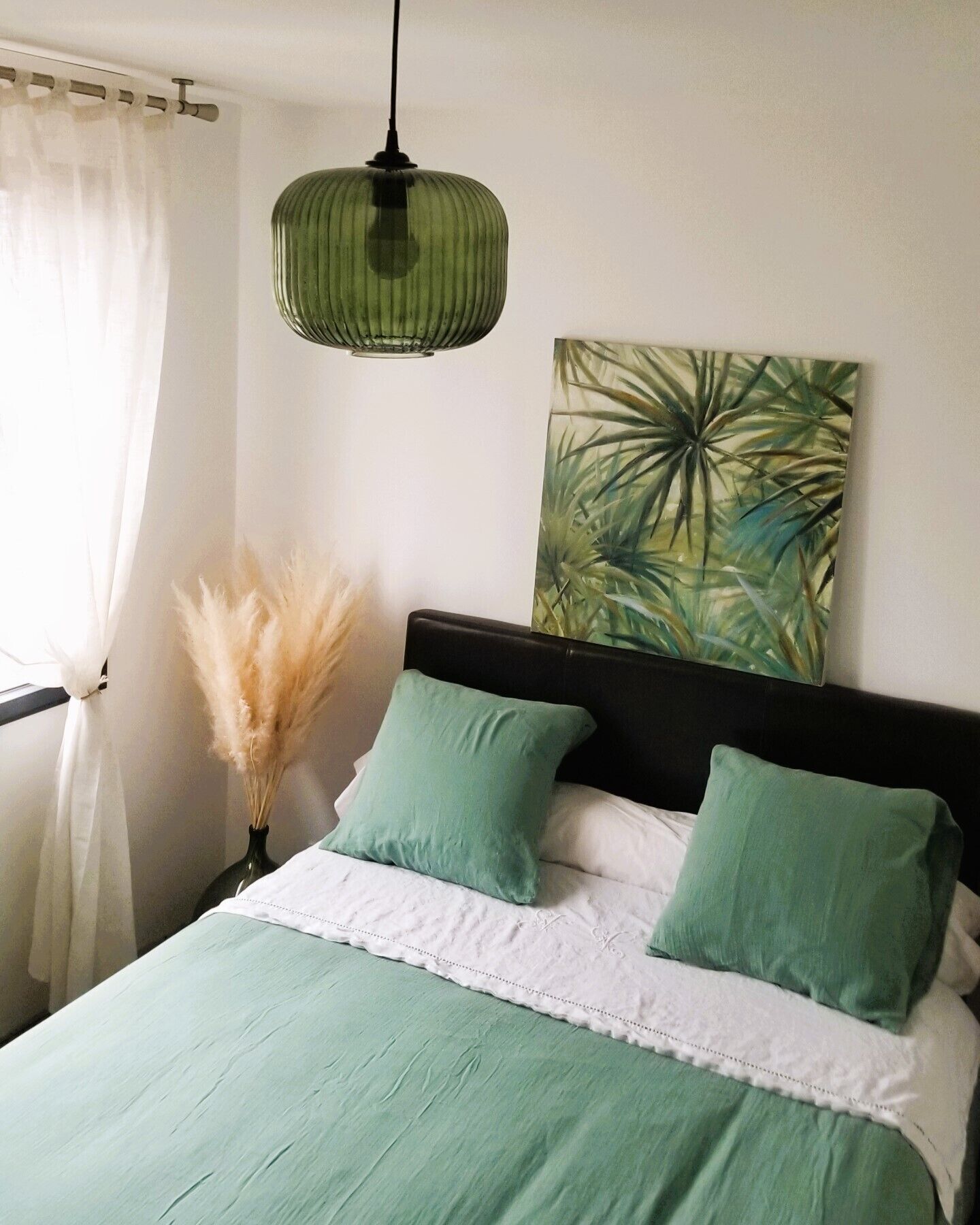 1 bedroom, iron/ironing board, travel crib, WiFi