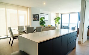 Căn hộ Cao cấp, ban công, quang cảnh bãi biển | Bếp riêng