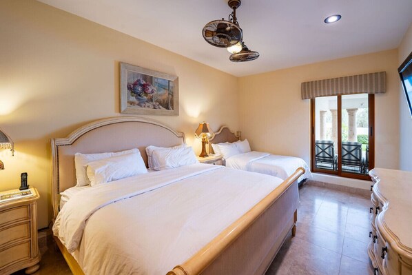 4 bedrooms, desk, iron/ironing board, WiFi