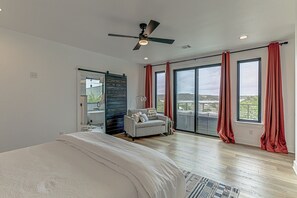 3 bedrooms, iron/ironing board, travel cot, WiFi