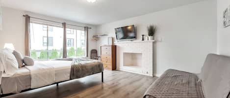 Casa clássico, para não fumantes, ar-condicionado | 3 quartos, individualmente decorados, individualmente mobiliados