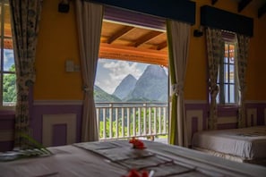 1 bedroom, iron/ironing board, travel cot, WiFi