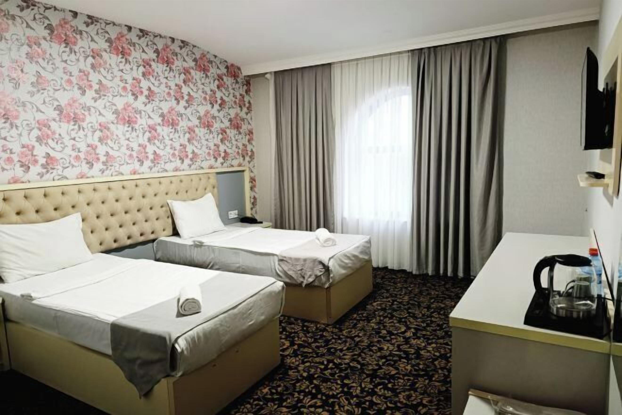 Down comforters, in-room safe, desk, laptop workspace