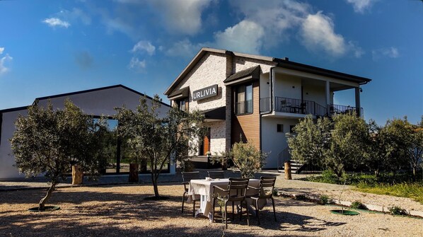 Exterior - Urlivia (Urla)