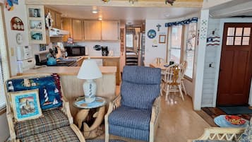 2 bedrooms