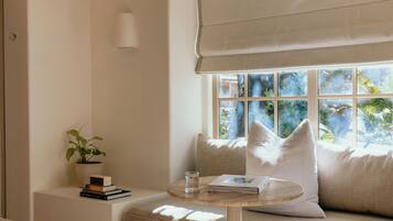OceanFront Casita | Área de sala de estar