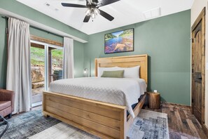 2 bedrooms, iron/ironing board, travel cot, free WiFi