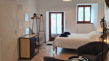 1 habitación, cuna de viaje, wifi gratis y ropa de cama